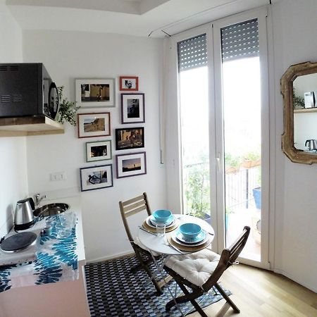 Up To Seven Bed & Breakfast Милано Екстериор снимка
