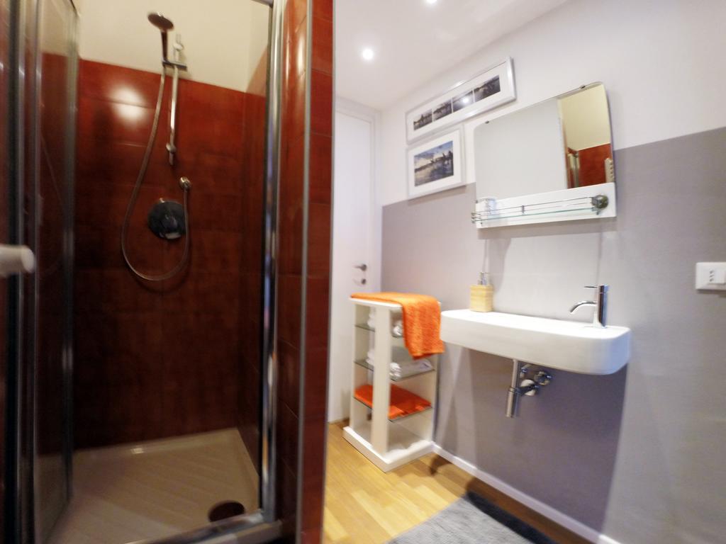 Up To Seven Bed & Breakfast Милано Екстериор снимка