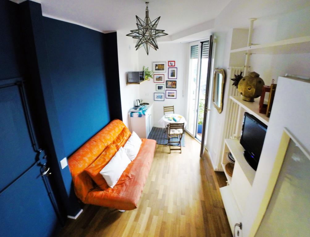 Up To Seven Bed & Breakfast Милано Екстериор снимка